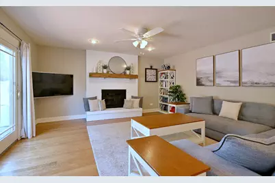 1350 W Barnwall Drive, Addison, IL 60101 - Photo 13