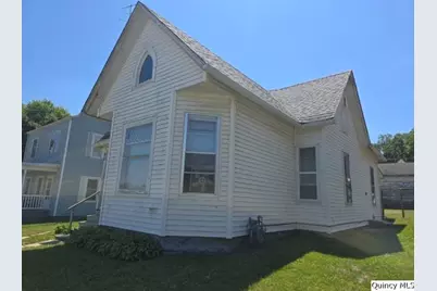 80 W 4th Street, Dallas City, IL 62330 - Photo 17