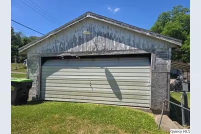 80 W 4th Street, Dallas City, IL 62330 - Photo 13