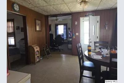 80 W 4th Street, Dallas City, IL 62330 - Photo 5