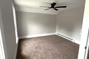 409 E Chestnut St, Paxton, IL 60957 - Photo 15