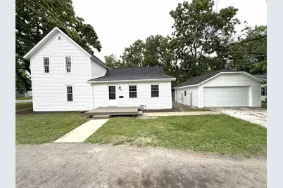 409 E Chestnut Street, Paxton, IL 60957 - Photo 1
