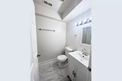 3939 W Iowa Street #BW, Chicago, IL 60651 - Photo 11