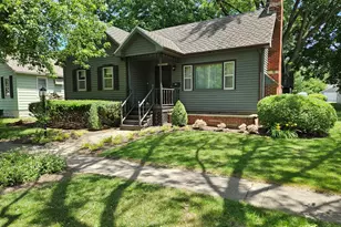 48 N Market St, Momence, IL 60954 - Photo 1