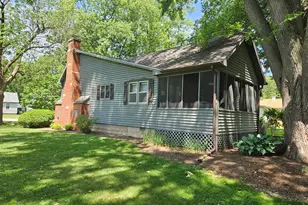 48 N Market St, Momence, IL 60954 - Photo 21