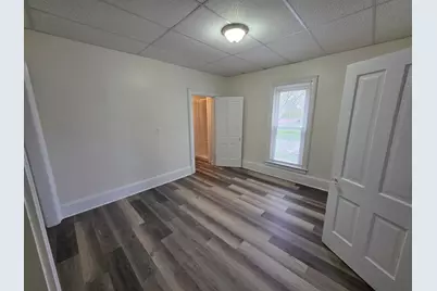 221 S Mill Street, Pontiac, IL 61764 - Photo 3