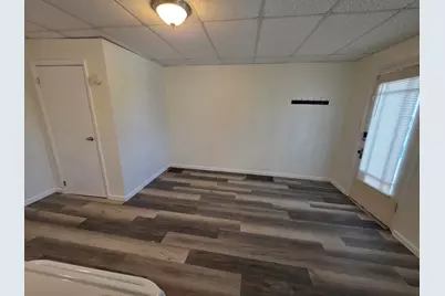 221 S Mill Street, Pontiac, IL 61764 - Photo 11
