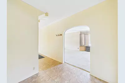 5458 W Windsor Avenue, Chicago, IL 60630 - Photo 9