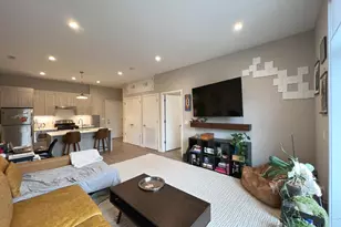 3757 N Sheffield Ave, Chicago, IL 60613 - Photo 5