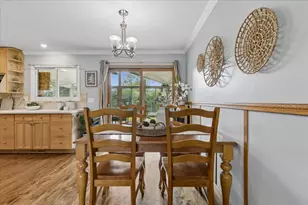 407 W Tanglewood Dr, Arlington Heights, IL 60004 - Photo 7