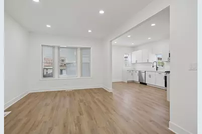7000 S Eberhart Avenue, Chicago, IL 60637 - Photo 5