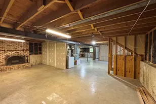 8421 Hickory Nut Grove Rd, Cary, IL 60013 - Photo 19