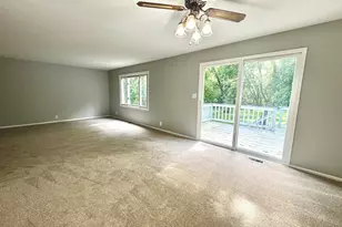 8421 Hickory Nut Grove Rd, Cary, IL 60013 - Photo 5