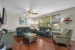 909 Avalon Way, Minooka, IL 60447 - Photo 9