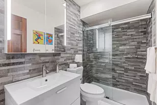 204 Racquet Club Ct, Hinsdale, IL 60521 - Photo 11