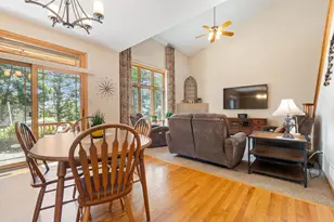 10711 Canterbury Dr, Mokena, IL 60448 - Photo 5