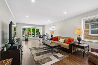 6341 N Tripp Avenue, Chicago, IL 60646 - Photo 5