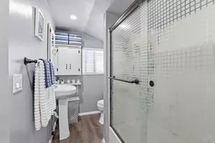 827 Central Ave, Hollister, CA 95023 - Photo 23