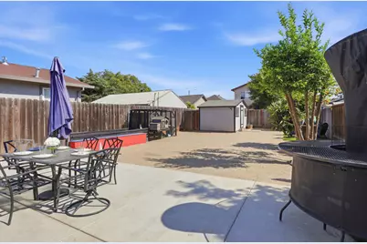 827 Central Avenue, Hollister, CA 95023 - Photo 25