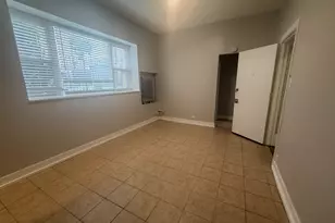 6912 N Ashland Blvd, Chicago, IL 60626 - Photo 3