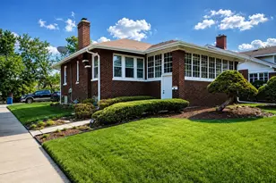 270 W 16th St, Chicago Heights, IL 60411 - Photo 3