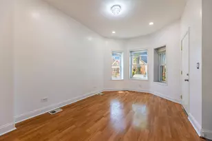 5721 S Hermitage Ave, Chicago, IL 60636 - Photo 3