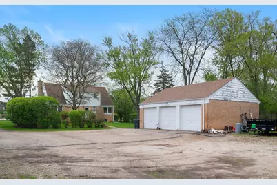 1450 Sanders Road, Northbrook, IL 60062 - Photo 3
