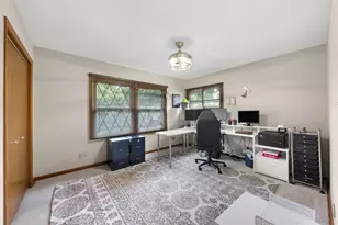 403 W Harding Rd, Lombard, IL 60148 - Photo 17