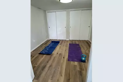 8517 W Carmen Avenue, Chicago, IL 60656 - Photo 25