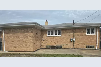 8517 W Carmen Avenue, Chicago, IL 60656 - Photo 3