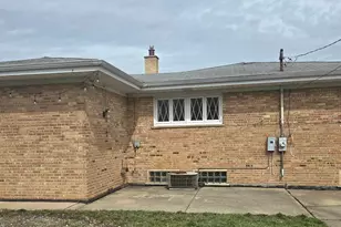 8517 W Carmen Ave, Chicago, IL 60656 - Photo 3