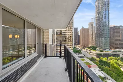 400 E Randolph Street #2518, Chicago, IL 60601 - Photo 17