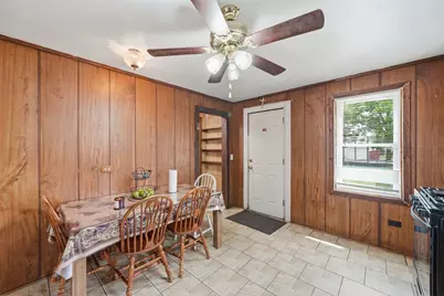 2407 Hermon Avenue, Zion, IL 60099 - Photo 7