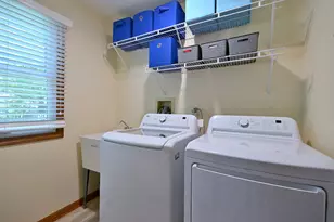 88 Jansen Ln, Vernon Hills, IL 60061 - Photo 9