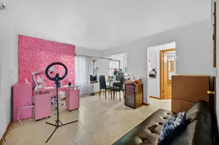 227 S Hale St, Addison, IL 60101 - Photo 25