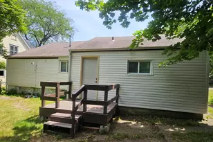 218 Oakwood Ave, Rockford, IL 61101 - Photo 25