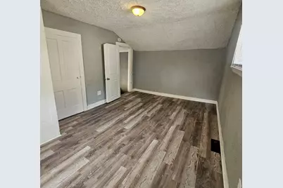 218 Oakwood Avenue, Rockford, IL 61101 - Photo 15