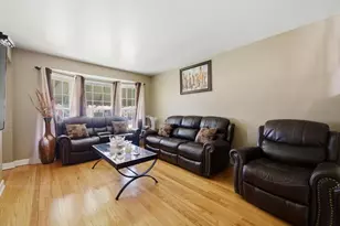 2541 S 14th Ave, Broadview, IL 60155 - Photo 7