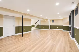 8818 S 55th Ct, Oak Lawn, IL 60453 - Photo 15