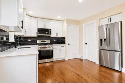 8818 S 55th Court, Oak Lawn, IL 60453 - Photo 7