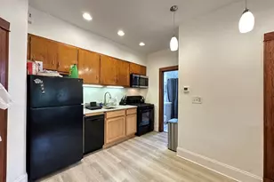 2821 W Shakespeare Ave, Chicago, IL 60647 - Photo 3