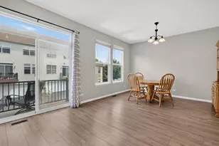 941 Summit Creek Dr, Shorewood, IL 60404 - Photo 13