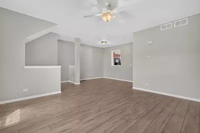 941 Summit Creek Drive, Shorewood, IL 60404 - Photo 5