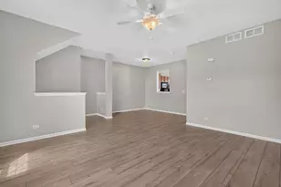 941 Summit Creek Dr, Shorewood, IL 60404 - Photo 5