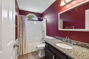 605 Tulip Cir, Island Lake, IL 60042 - Photo 21