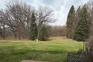 2554 Evergreen Cir, McHenry, IL 60050 - Photo 13