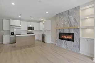 4932 S Champlain Ave, Chicago, IL 60615 - Photo 3