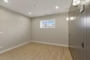4932 S Champlain Ave, Chicago, IL 60615 - Photo 9