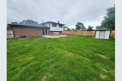 8040 Laramie Avenue, Burbank, IL 60455 - Photo 19