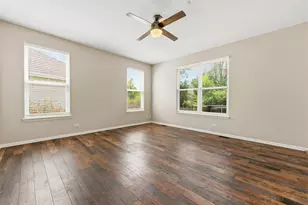 32804 Bending Creek Road, Lakemoor, IL 60051 - Photo 17